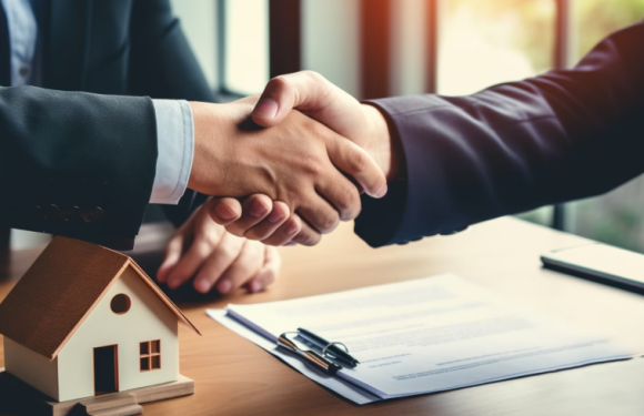 Lease Negotiation Tips That Actually Save Money: Calendars, Notices, and Options